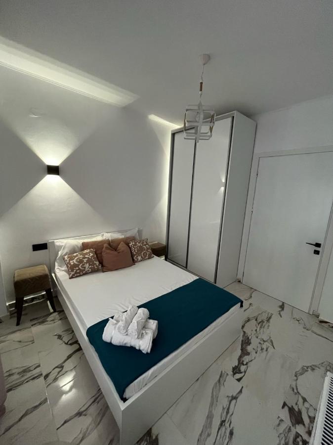 Evemma Luxury *