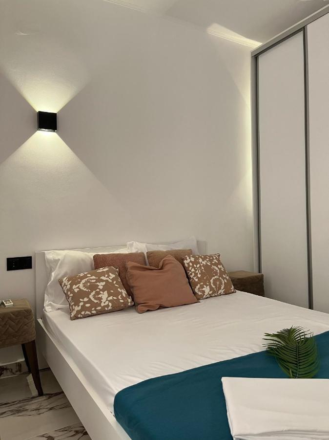 Evemma Luxury *